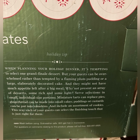 4 Winter Jubilee Dessert Plates exclusive to Martha Stewart Everyday (Set of 4) - Picture 8 of 8